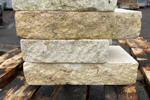 Schlossmauersteine ARAMIS / IREMIA CREMATOS Kalkstein 7,5x18-20x30-60cm gelb-beige