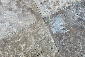 Terrassenplatten NOCE TOROSA® -antik- Travertin 39,7x39,7x3cm  hellbraun