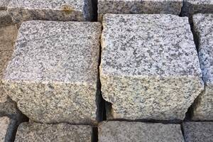 Pflastersteine BRAVO AMBIENTE -gestockt- Granit 10x10x10cm edelgrau